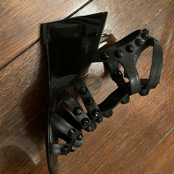 Designer wedges worn a few times, great condition. Minor skuff in right heel - Picture 4 of 7